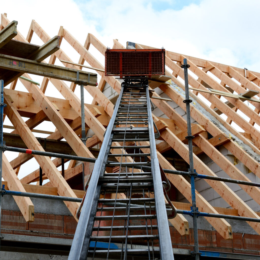 Schrägaufzug / Dachdeckeraufzug Unterweisung / Arbeitsanweisung